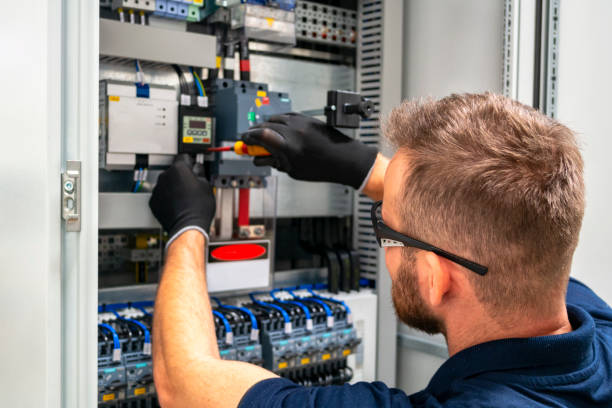 Best Circuit Breaker Repair  in St Elmo, IL