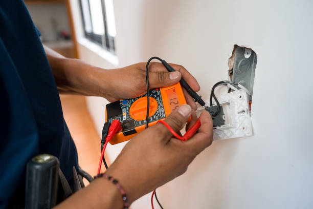 Best Licensed Electrician  in St Elmo, IL