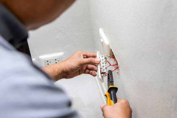 Electrical Outlet Repair in St Elmo, IL